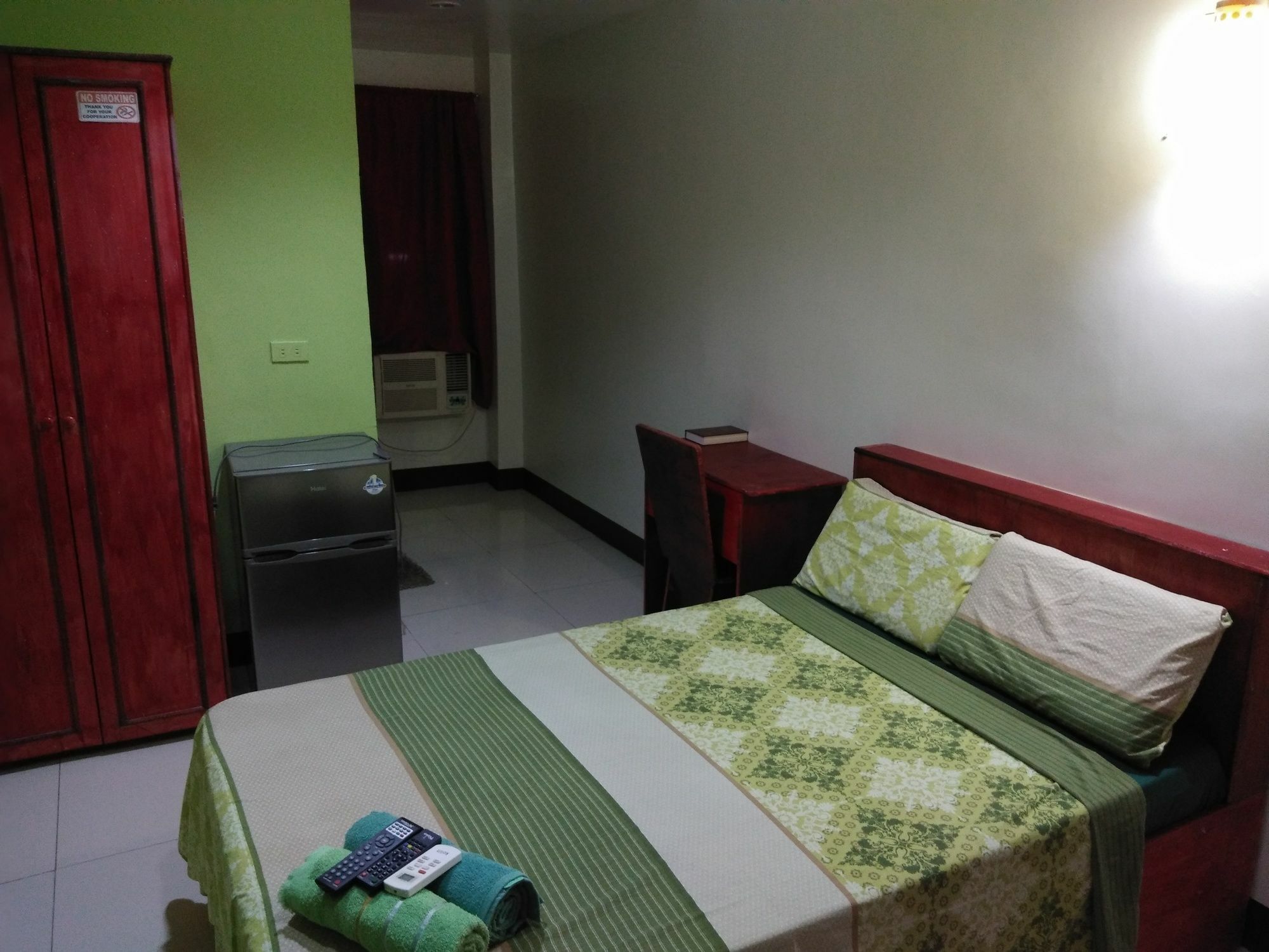 Aosmec Square Hotel Lapu-Lapu City Kültér fotó